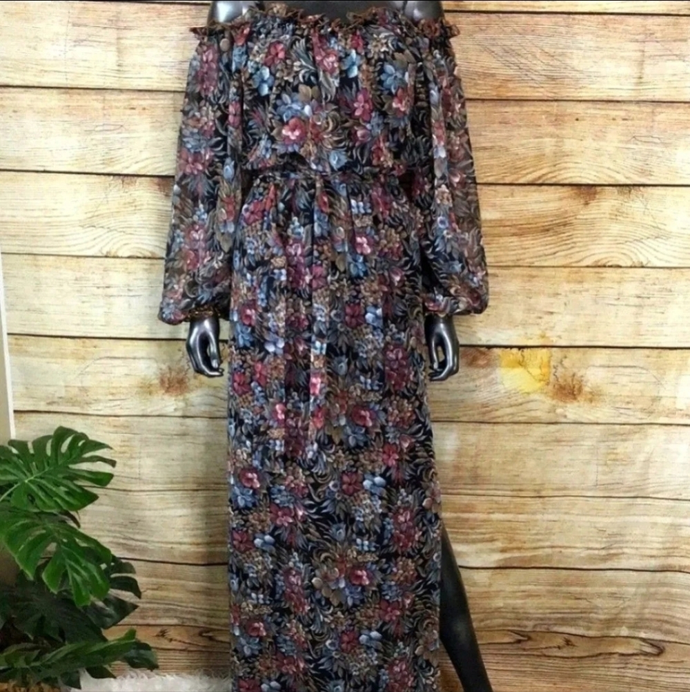 Vintage Bohemian Floral Off-Shoulder Maxi Dress in Black and Burgundy